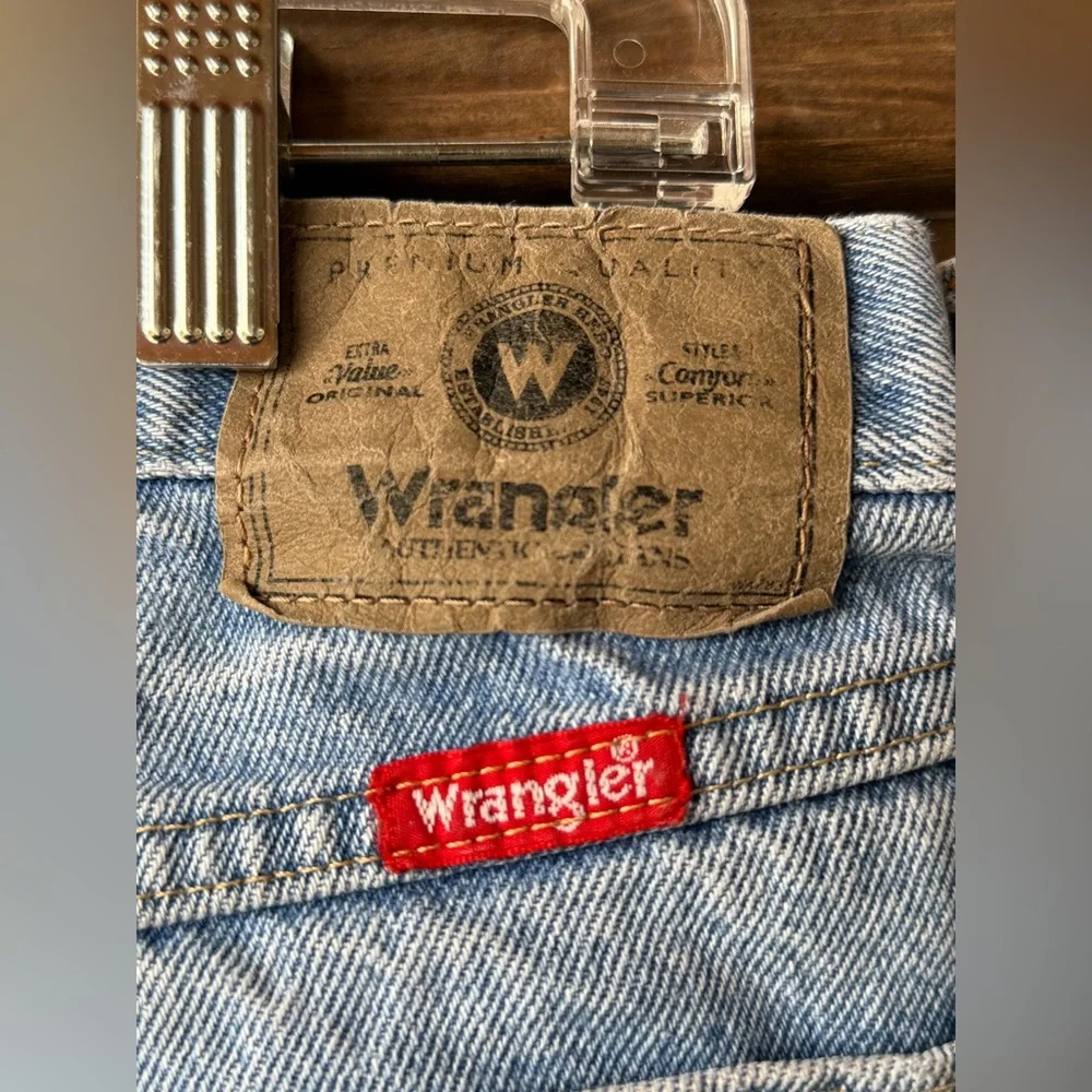 Wrangler Denim Straight Leg Jeans. 32 x 32 - Picture 5 of 7